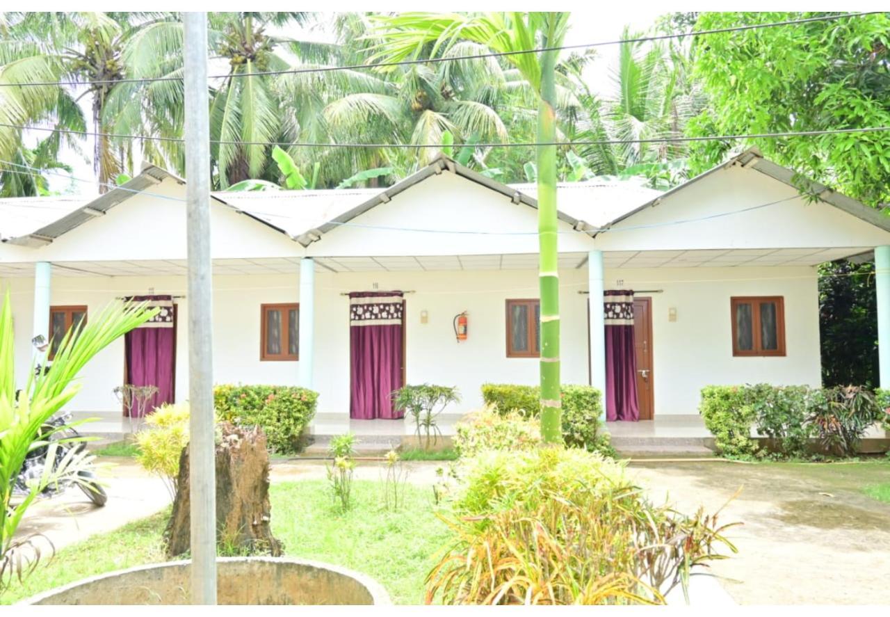 Moon Shine Garden Resort Lakshmanpur エクステリア 写真
