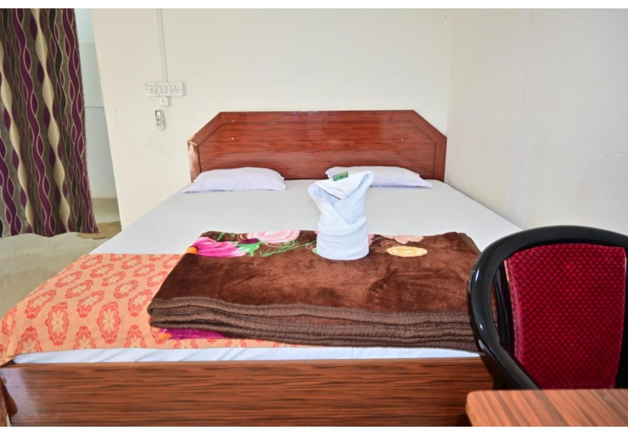 Moon Shine Garden Resort Lakshmanpur エクステリア 写真