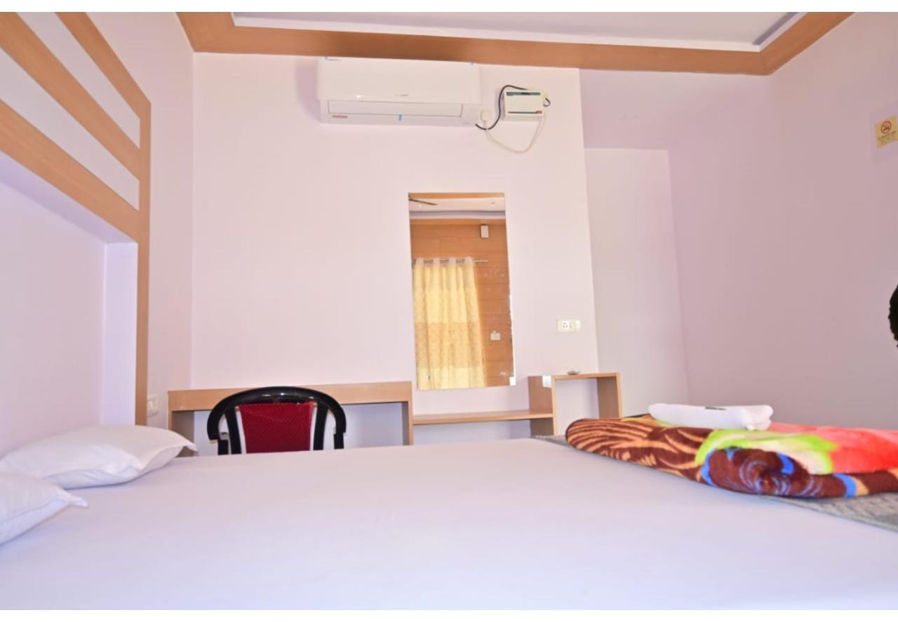 Moon Shine Garden Resort Lakshmanpur エクステリア 写真